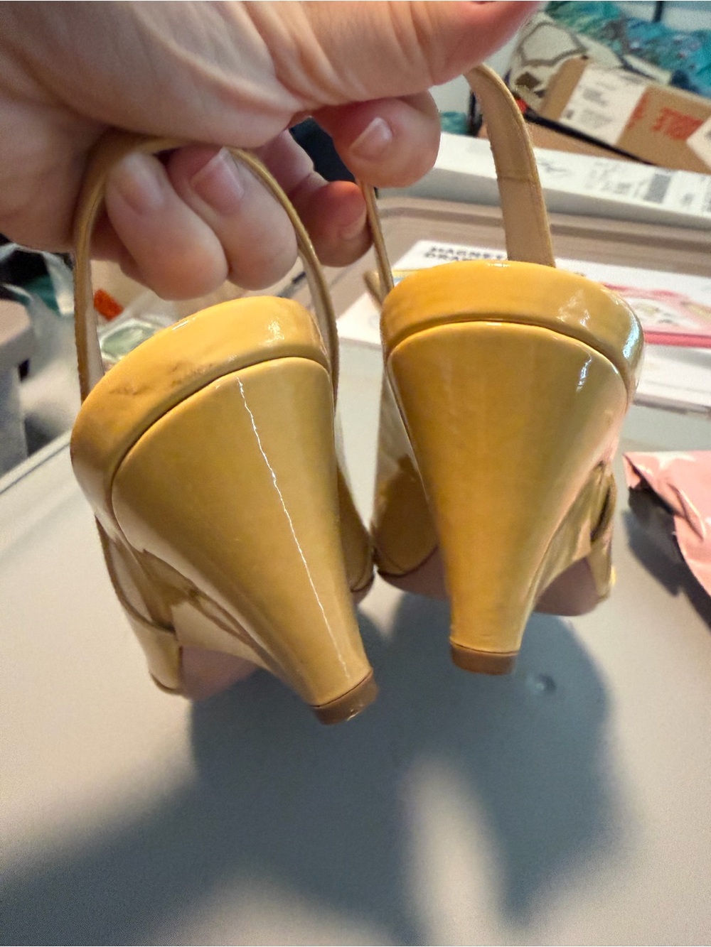 GORGEOUS PRADA PATENT
LEATHER PEEP TOE WEDGE SLING BACK
SIZE 37 - Picture 4 of 7